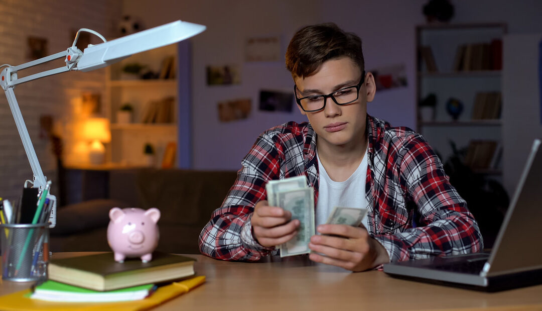 College Students And Money Management
